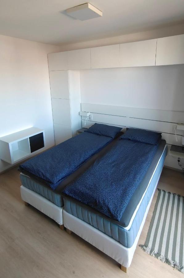 Stellaria Apartment โปปรัด ภายนอก รูปภาพ